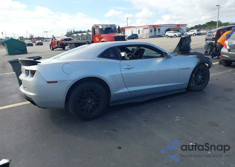 2012 Chevrolet Camaro 1Ls z USA, uszkodzony, nr VIN 2G1FE1E39C9149403